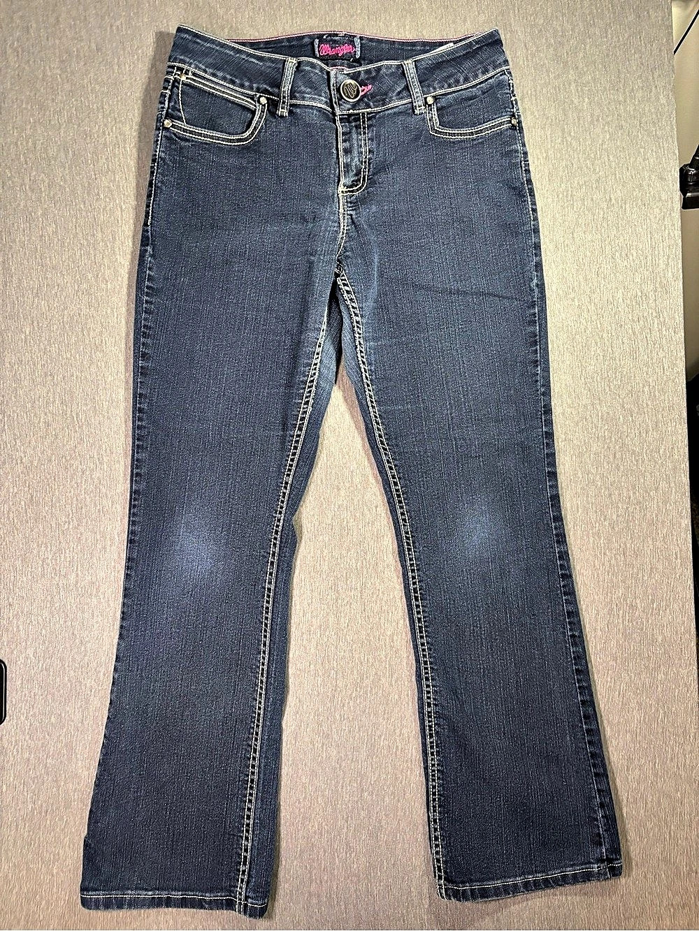 Wrangler Straight Leg Jeans in Blue Waist 10 Like New